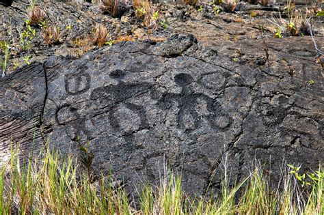 petroglyphs big island hawaii